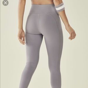 Fabletics High-Waisted Solid Powerhold Capri